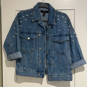 Jean jacket with pearls